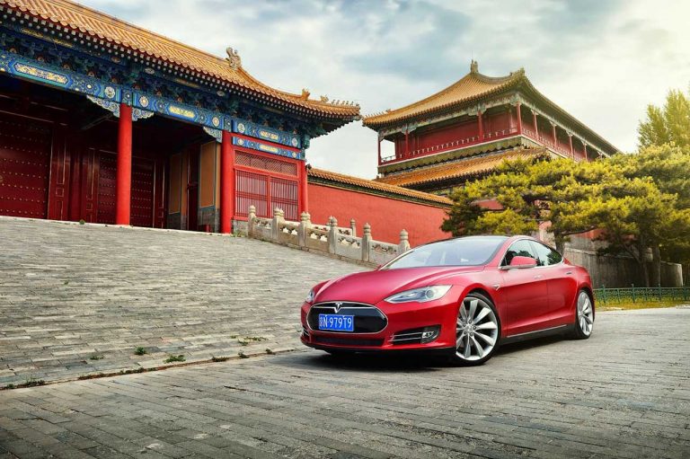 Tesla получила $ 521 млн от китайской фабрики 9